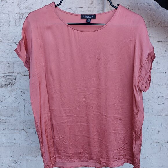 Flowy satin blouse - Picture 1 of 2